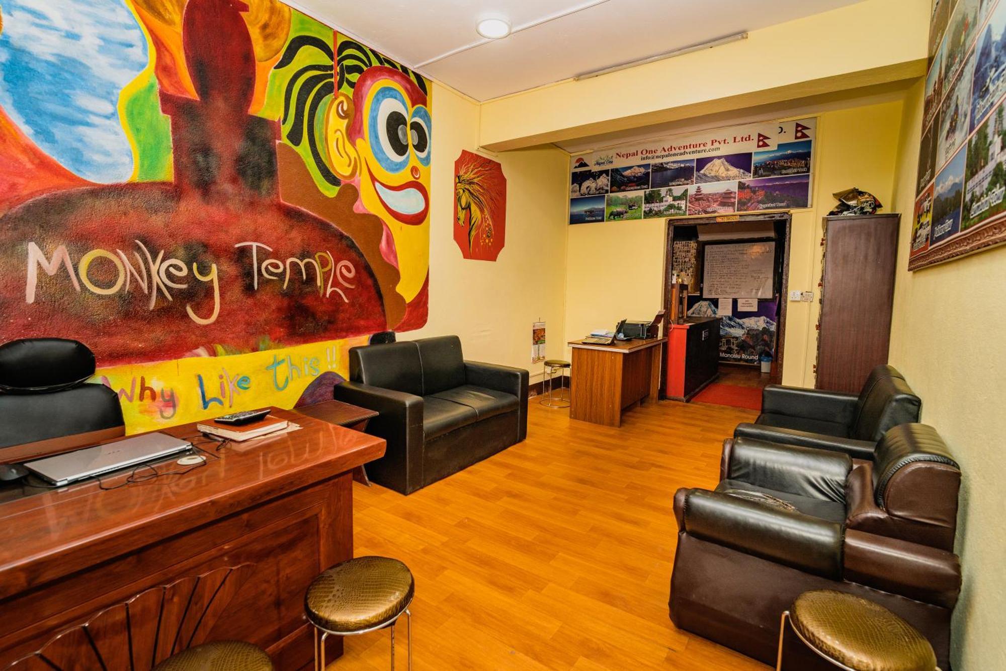 Rest Up Kathmandu Hostel מראה חיצוני תמונה
