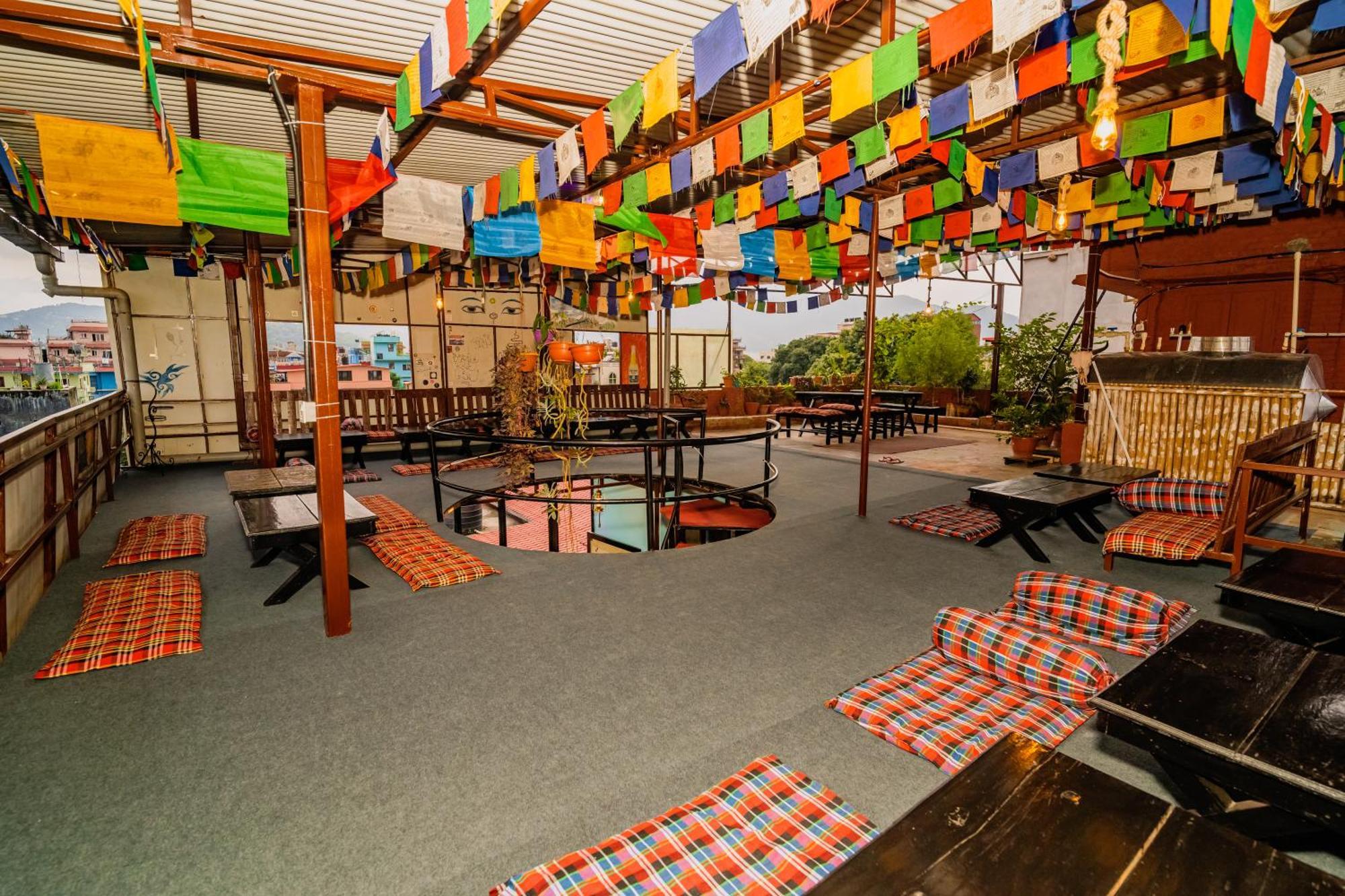 Rest Up Kathmandu Hostel מראה חיצוני תמונה