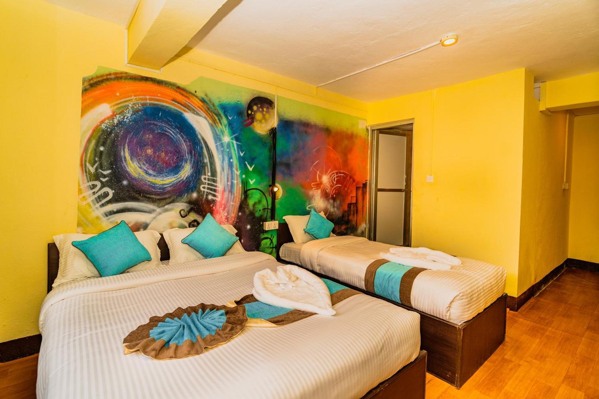 Rest Up Kathmandu Hostel מראה חיצוני תמונה
