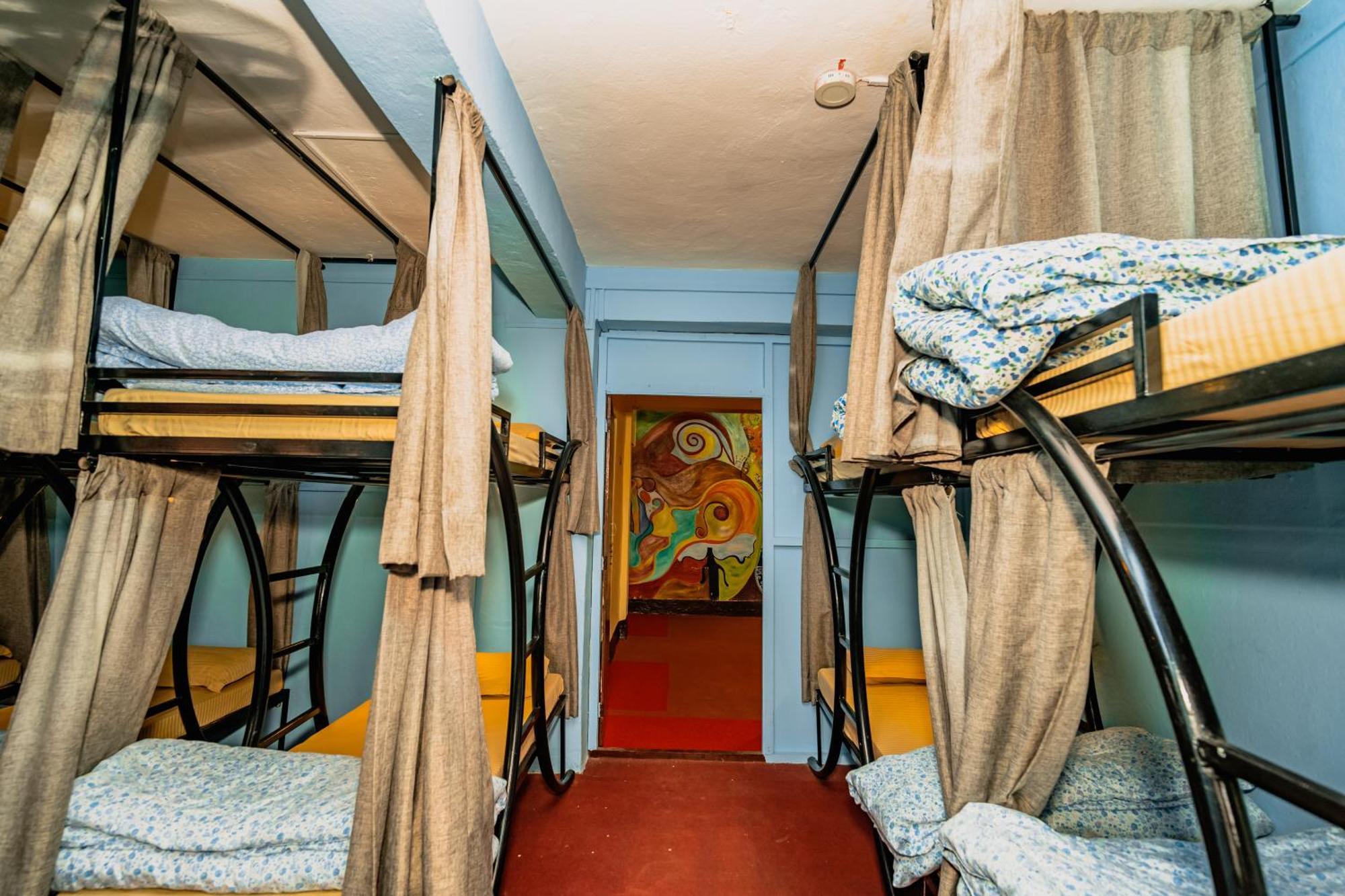 Rest Up Kathmandu Hostel מראה חיצוני תמונה