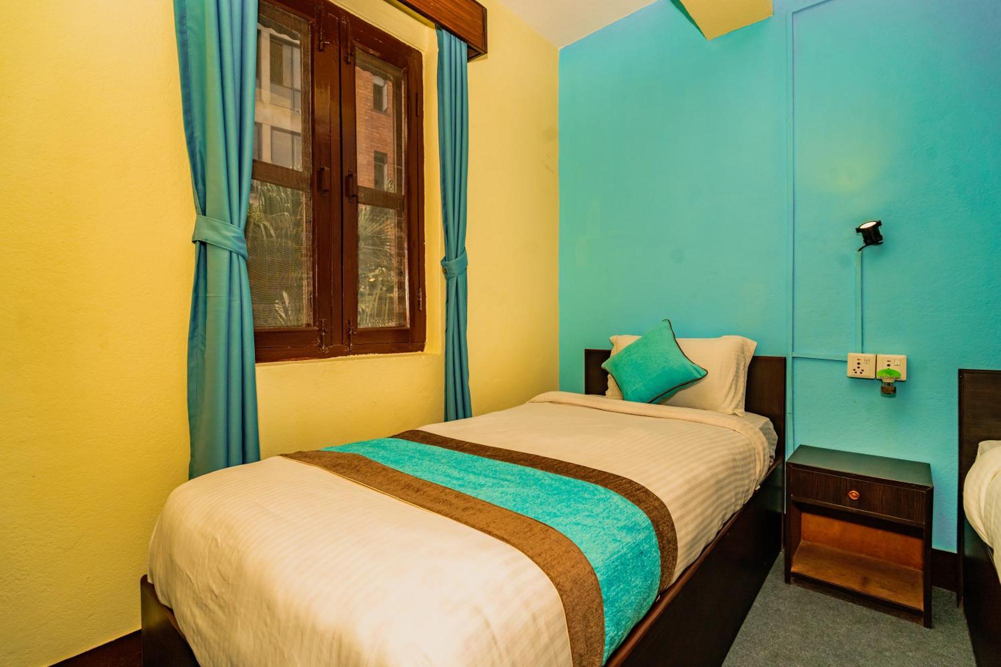 Rest Up Kathmandu Hostel מראה חיצוני תמונה