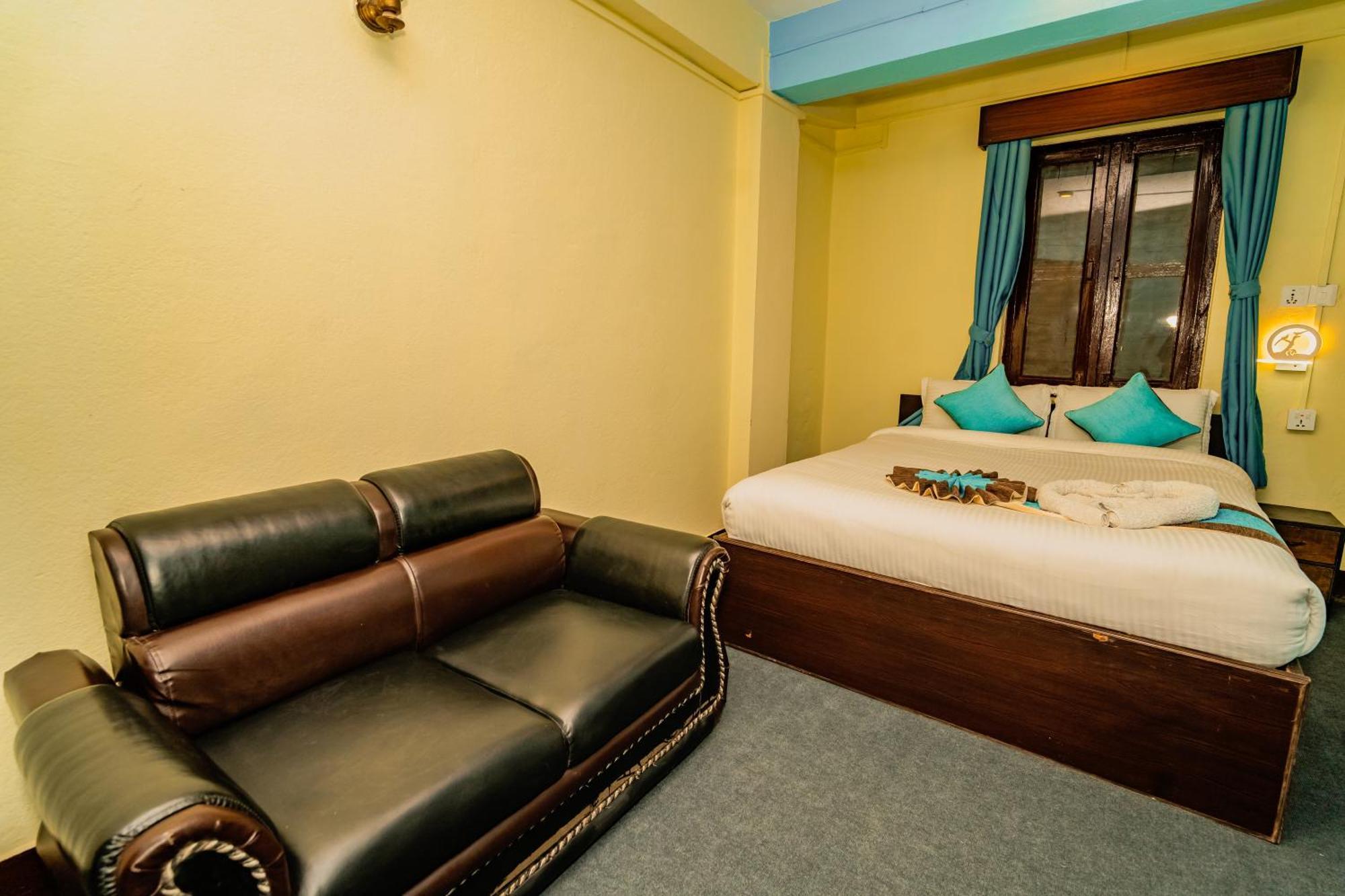 Rest Up Kathmandu Hostel מראה חיצוני תמונה